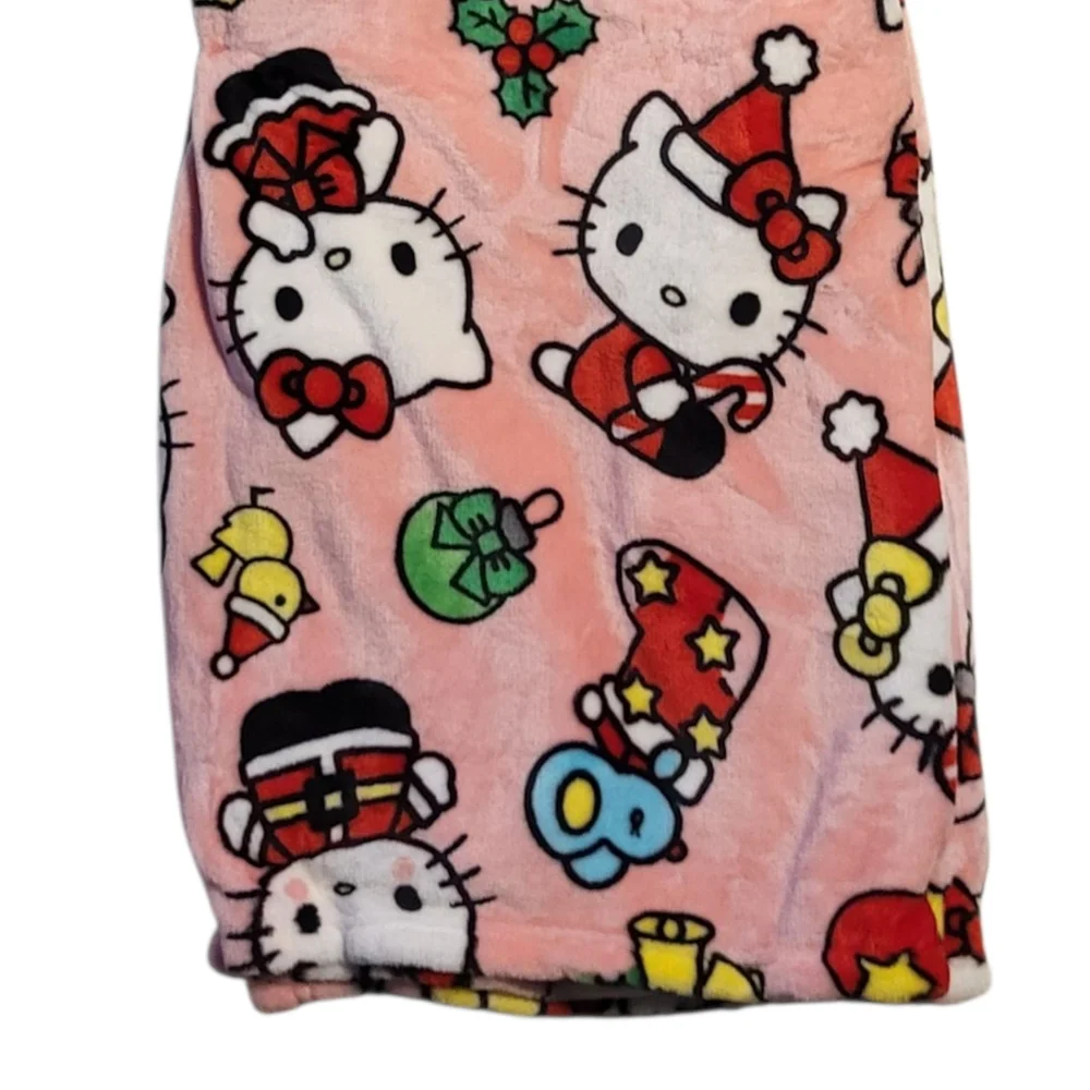 NEW Northwest Mistletoe Pink Silk Touch Sanrio Hello Kitty Throw